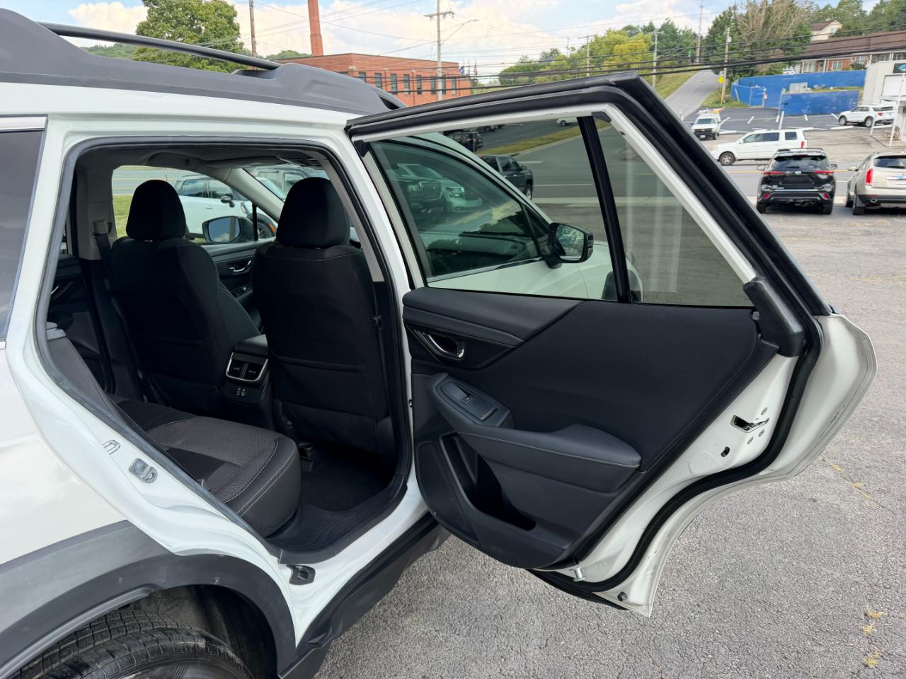 Subaru Outback Premium 2023