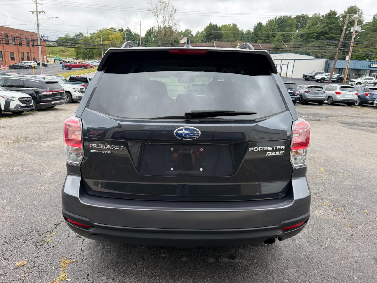 Subaru Forester 2.5i Limited 2017