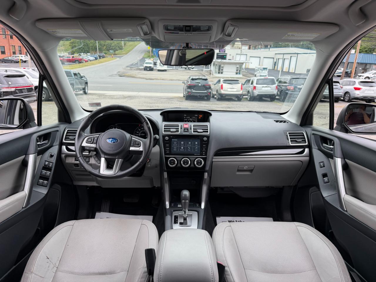 Subaru Forester 2.5i Limited 2017