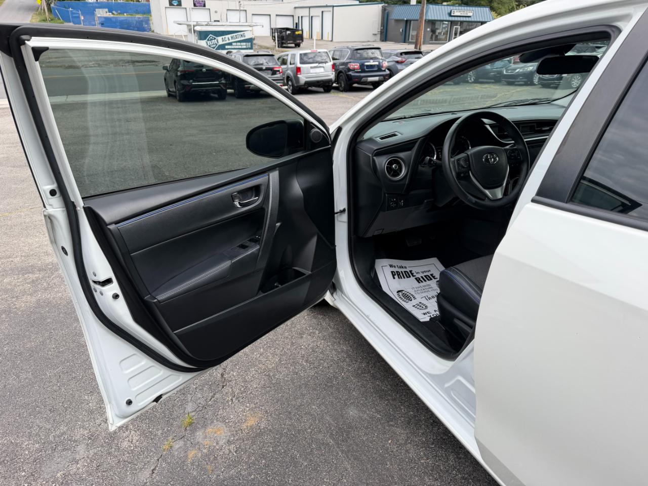 Toyota Corolla SE 2017