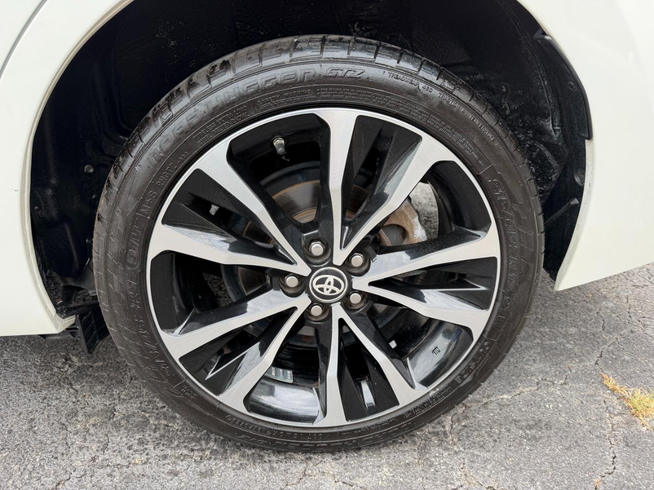 Toyota Corolla SE 2017