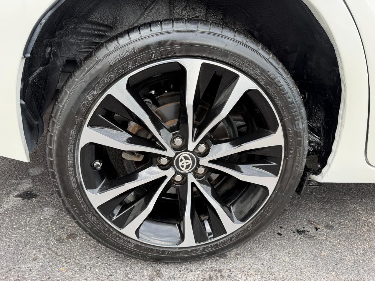 Toyota Corolla SE 2017