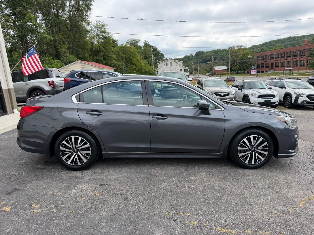 Subaru Legacy 2.5i Premium 2019
