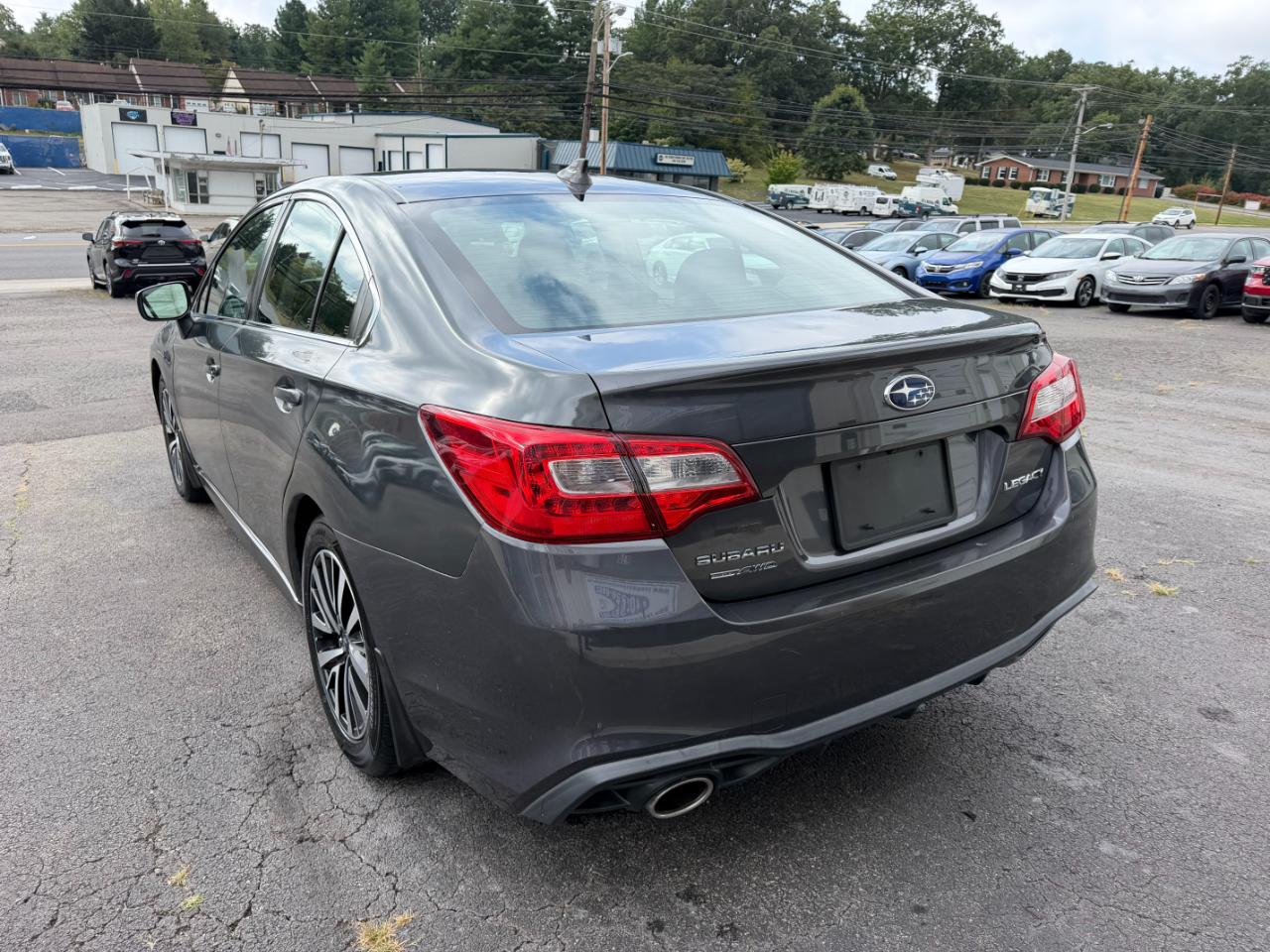 Subaru Legacy 2.5i Premium 2019