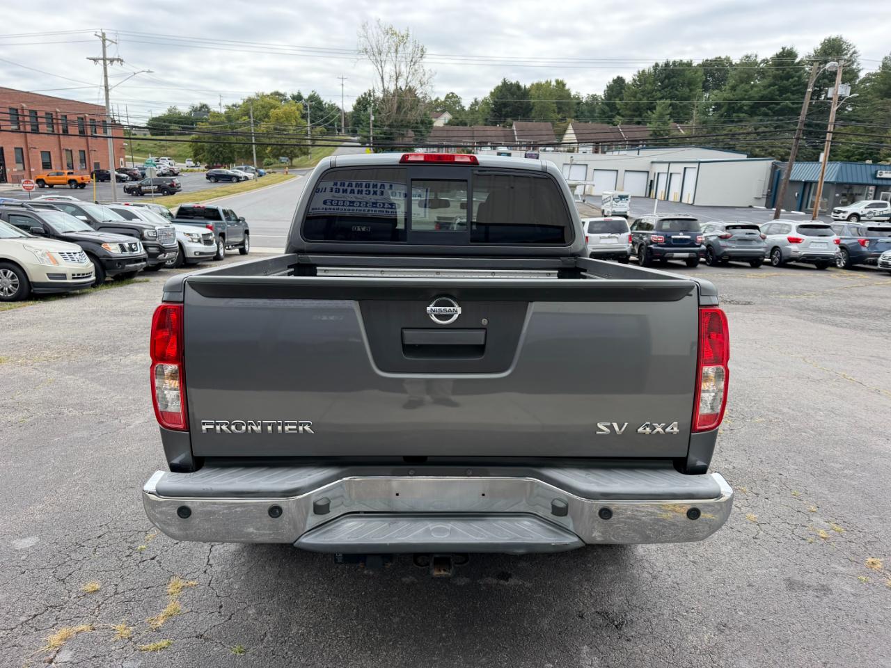 Nissan Frontier SV Crew Cab 5AT 4WD 2018