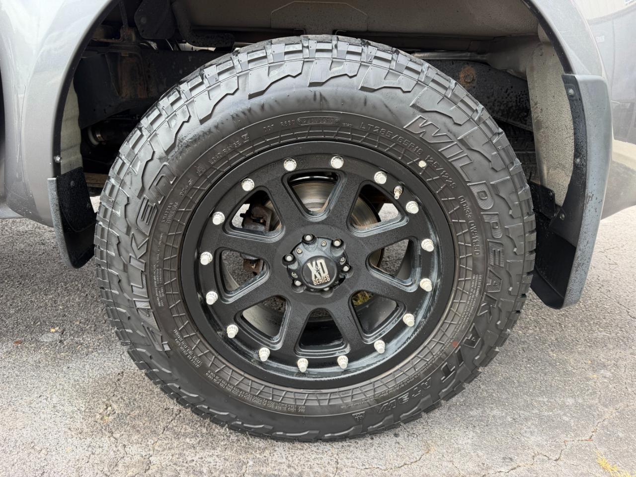Nissan Frontier SV Crew Cab 5AT 4WD 2018