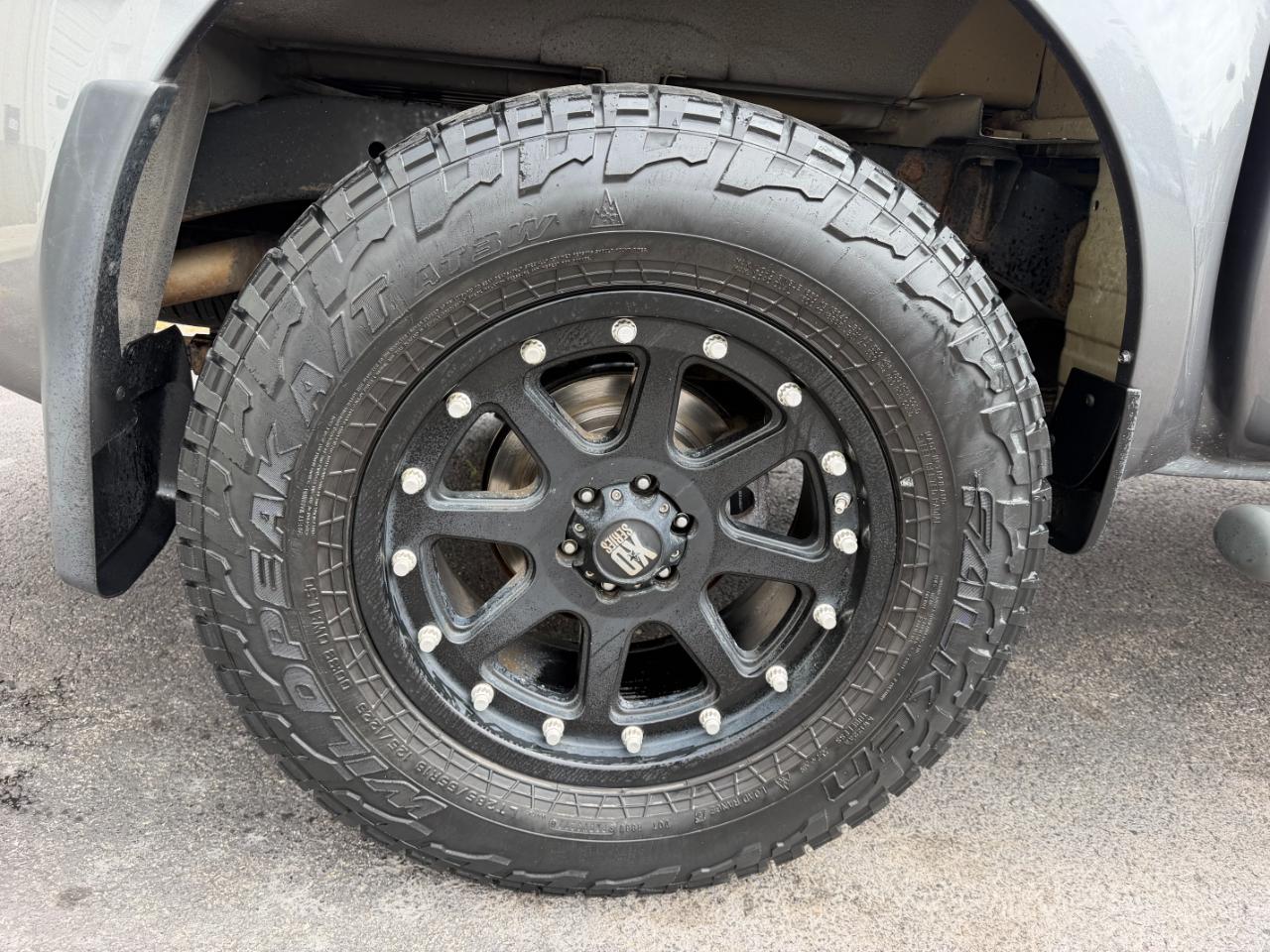 Nissan Frontier SV Crew Cab 5AT 4WD 2018