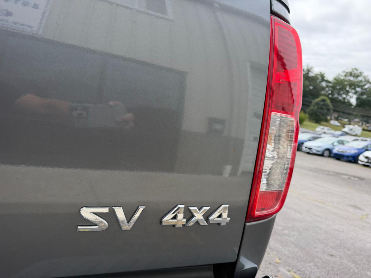 Nissan Frontier SV Crew Cab 5AT 4WD 2018