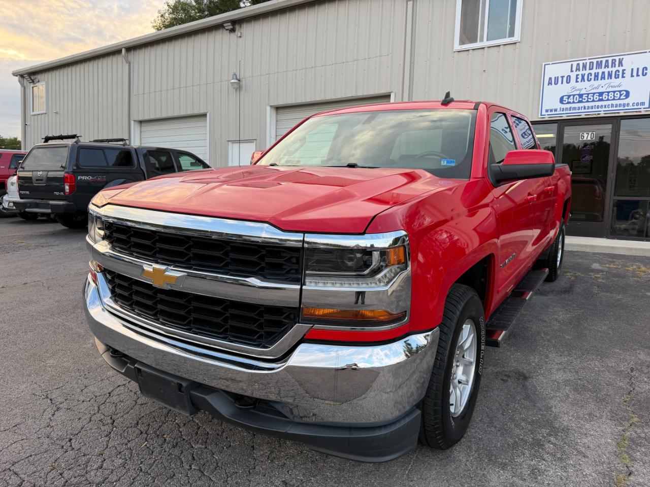 Chevrolet Silverado 1500 LT Crew Cab 4WD 2017