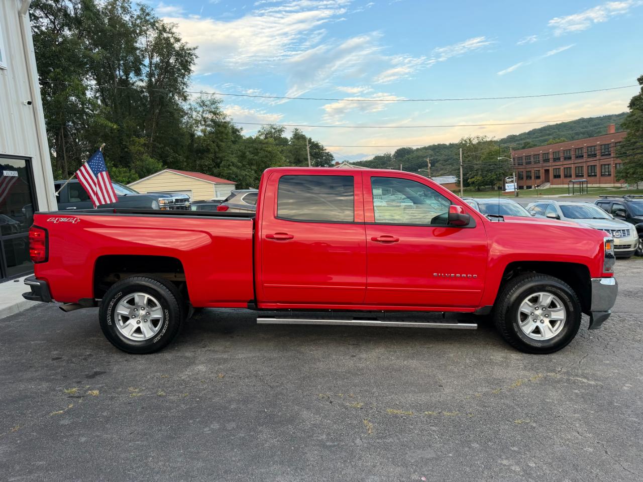 Chevrolet Silverado 1500 LT Crew Cab 4WD 2017