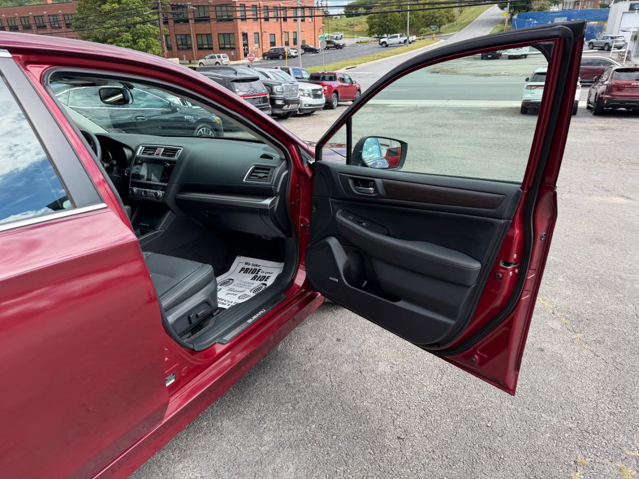 Subaru Legacy 2.5i Limited 2015