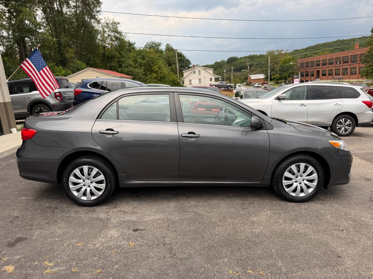 Toyota Corolla LE 2013