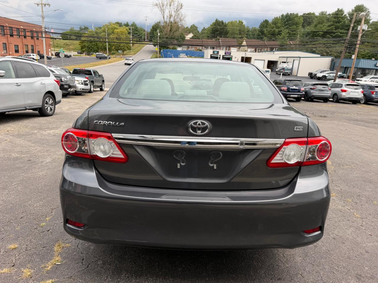 Toyota Corolla LE 2013
