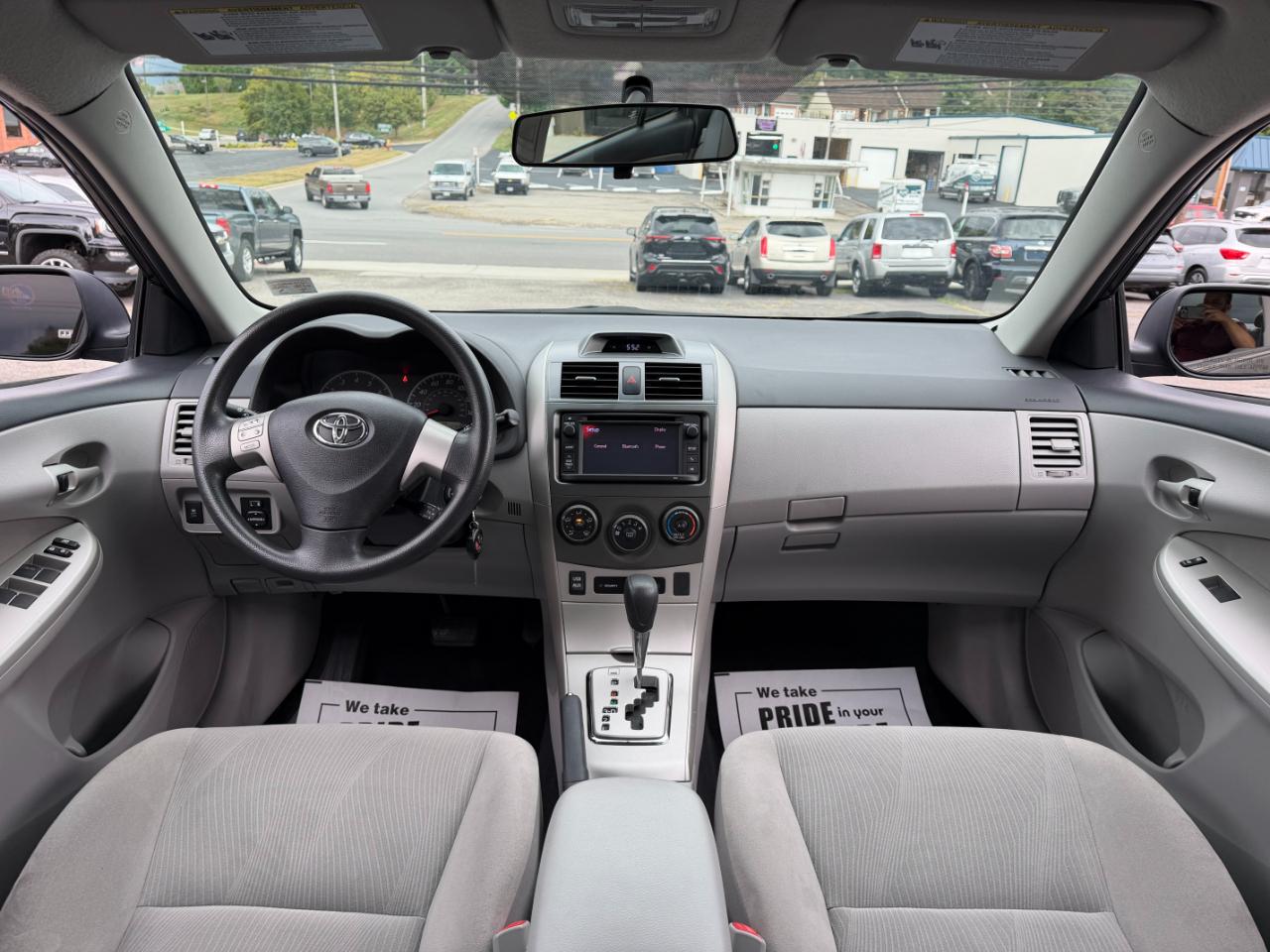 Toyota Corolla LE 2013