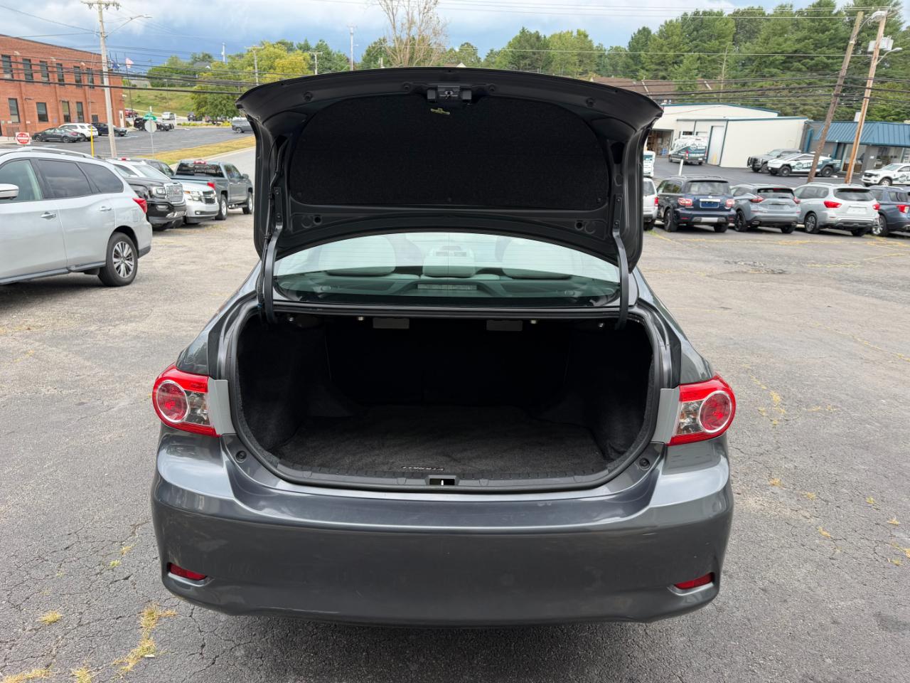 Toyota Corolla LE 2013