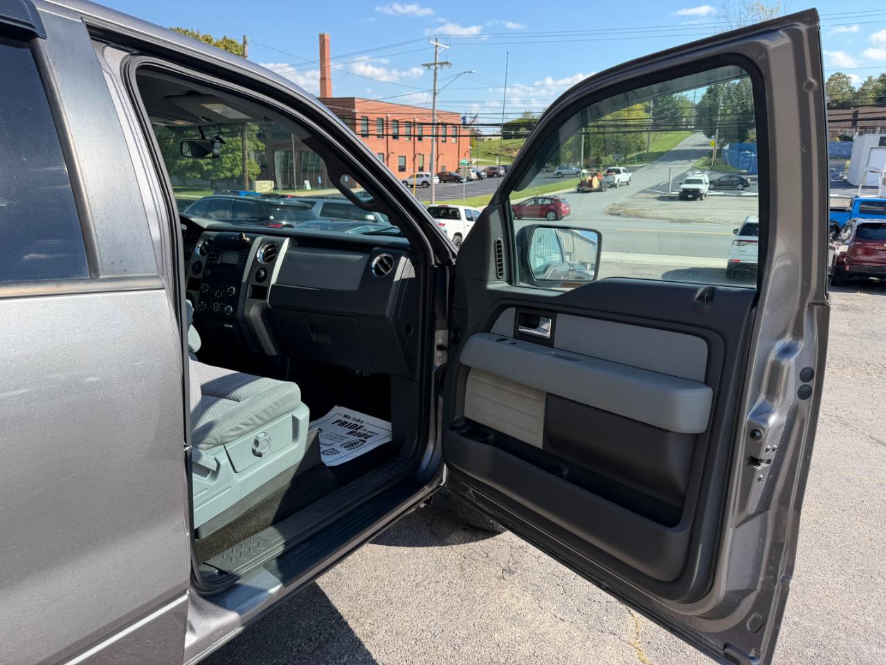 Ford F-150 XLT SuperCrew 6.5-ft Box 4WD 2014