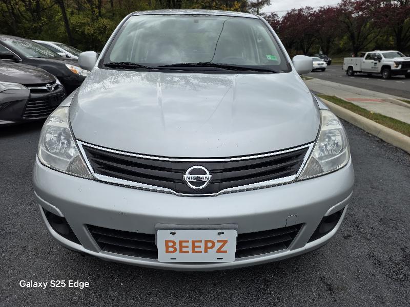 Nissan Versa 1.8 S Sedan 2010 Nissan Versa 1.8 S Sedan 2010