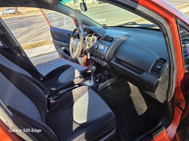 Honda Fit Sport 5-Speed AT 2007