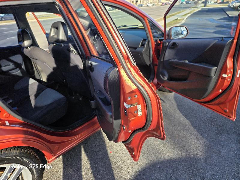 Honda Fit Sport 5-Speed AT 2007