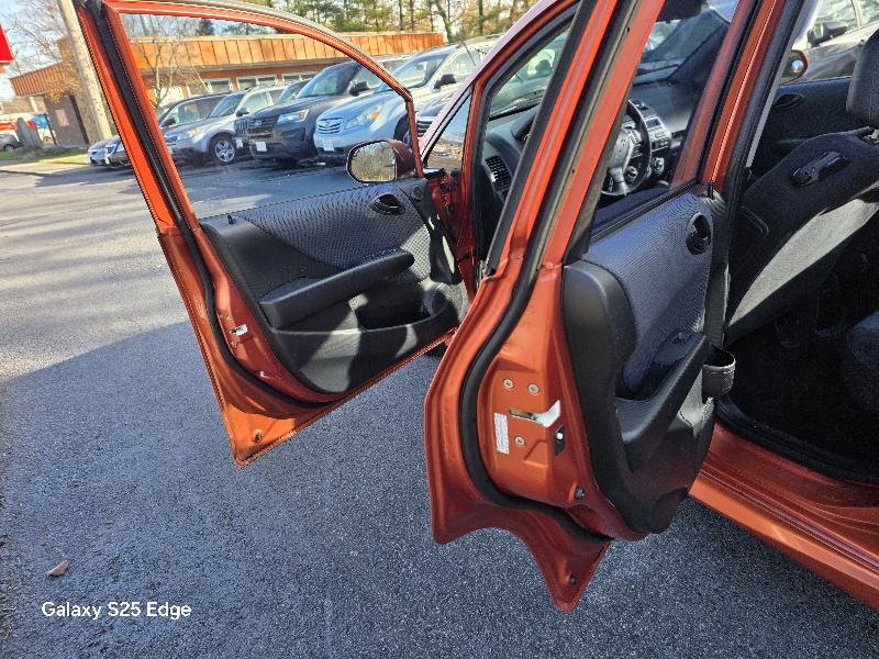 Honda Fit Sport 5-Speed AT 2007