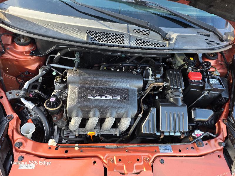 Honda Fit Sport 5-Speed AT 2007