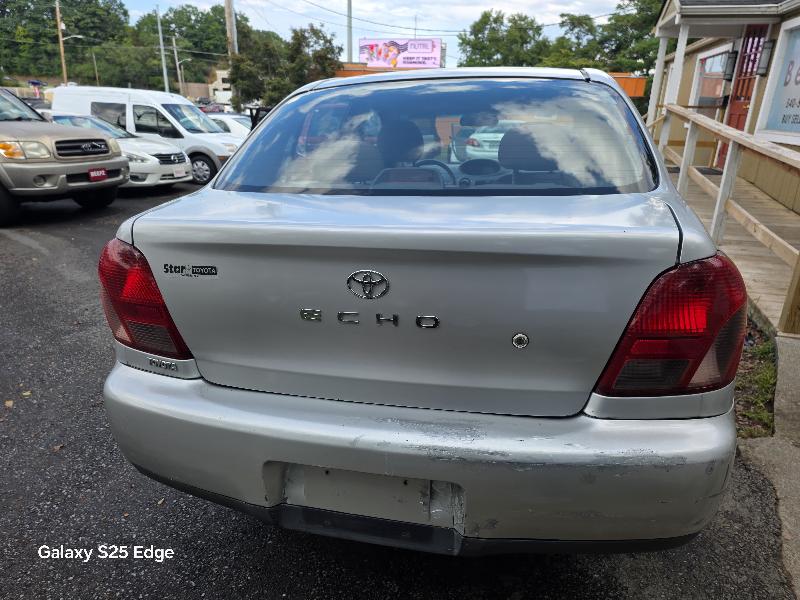 Toyota ECHO 4-Door 2001