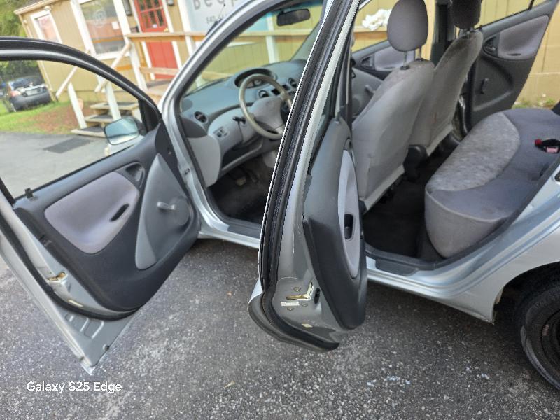 Toyota ECHO 4-Door 2001