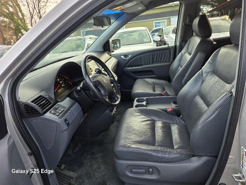 Honda Odyssey EX-L w/ DVD and Navigation 2007