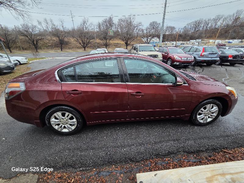Nissan Altima 2.5 S 2010