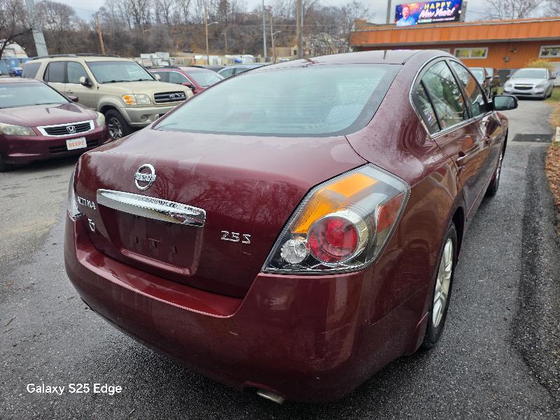 Nissan Altima 2.5 S 2010