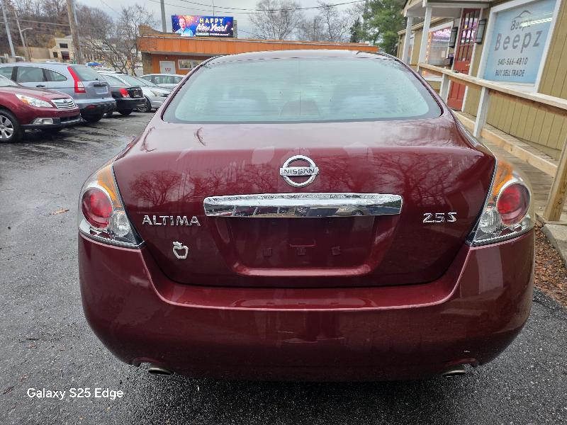 Nissan Altima 2.5 S 2010