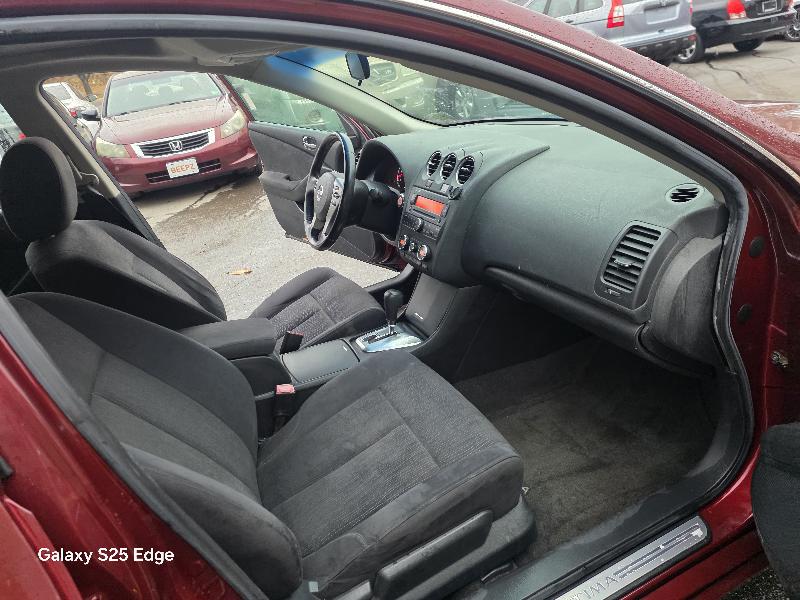 Nissan Altima 2.5 S 2010