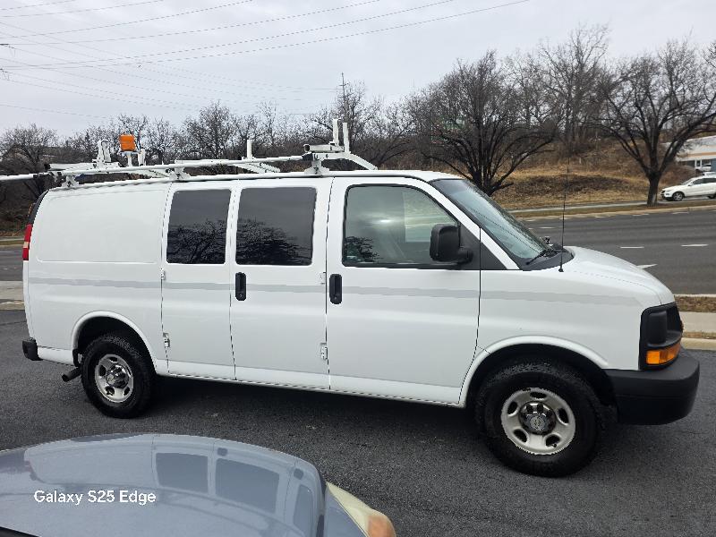 Chevrolet Express 2500 Cargo 2011