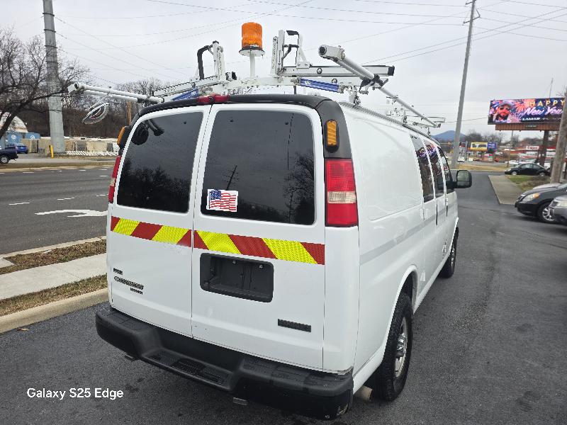 Chevrolet Express 2500 Cargo 2011