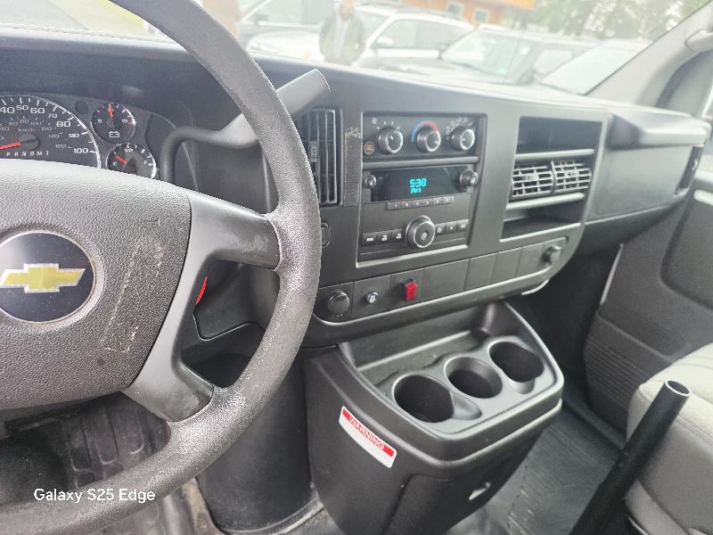 Chevrolet Express 2500 Cargo 2011