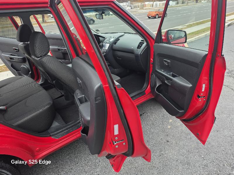 Kia Soul + 2010