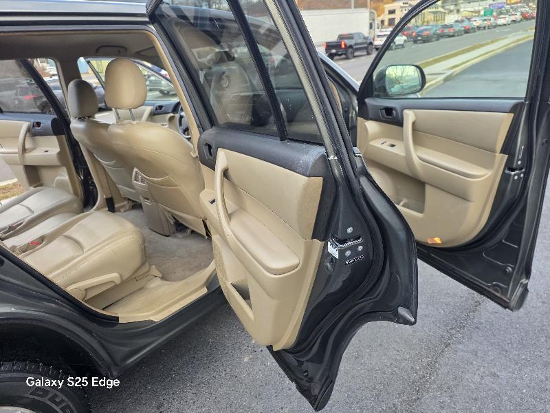 Toyota Highlander Base 2WD 2008