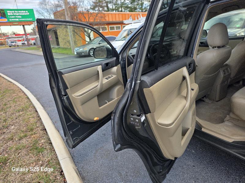 Toyota Highlander Base 2WD 2008