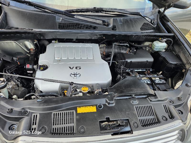 Toyota Highlander Base 2WD 2008