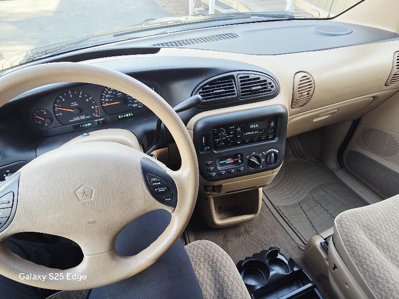 Dodge Grand Caravan SE 2000