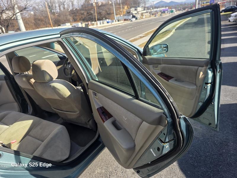 Toyota Corolla CE 2005