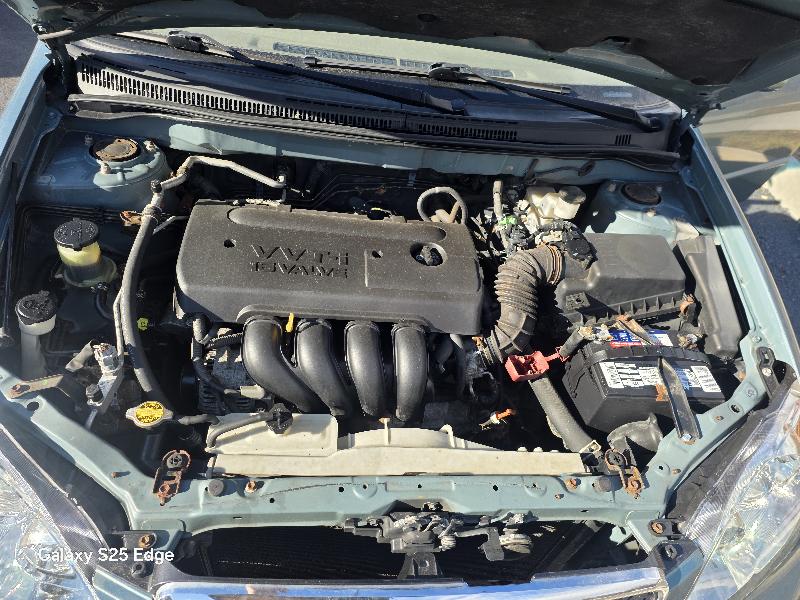 Toyota Corolla CE 2005