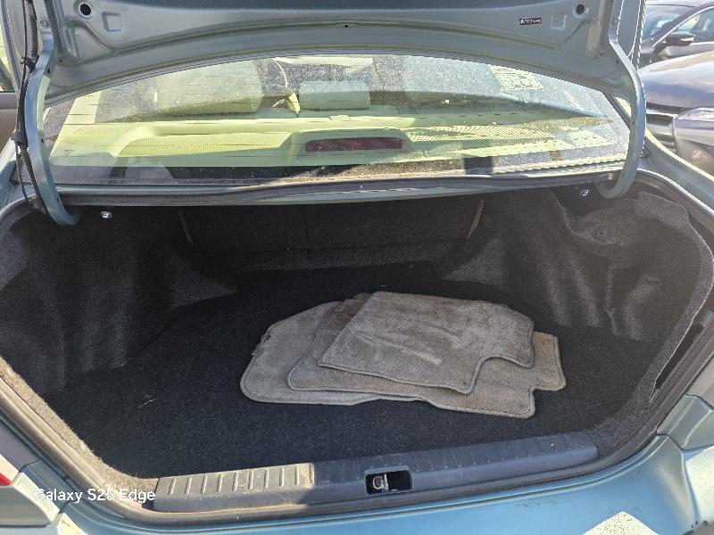 Toyota Corolla CE 2005