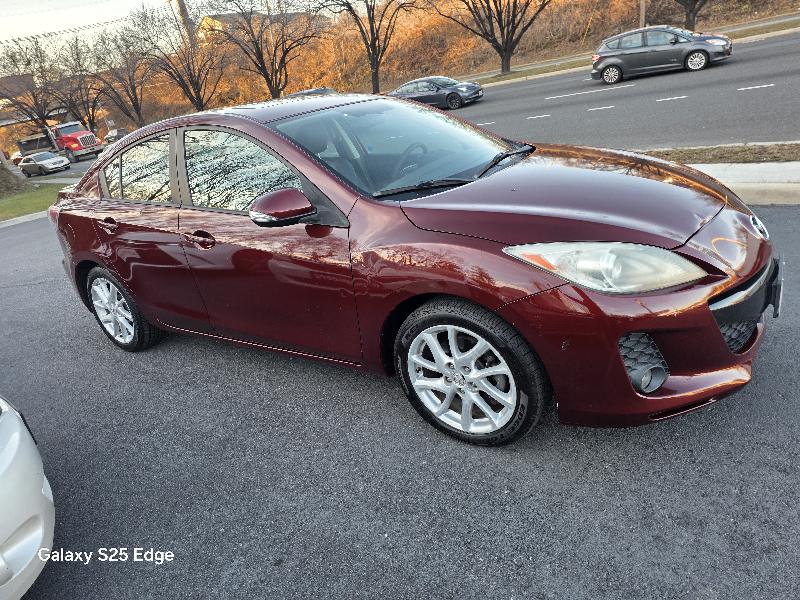 Mazda MAZDA3 s Grand Touring 4-Door 2012