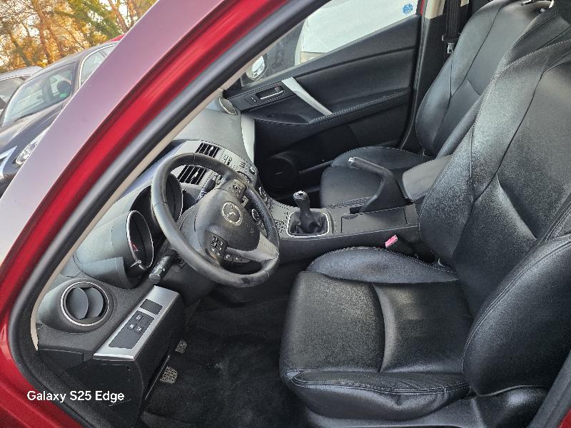 Mazda MAZDA3 s Grand Touring 4-Door 2012