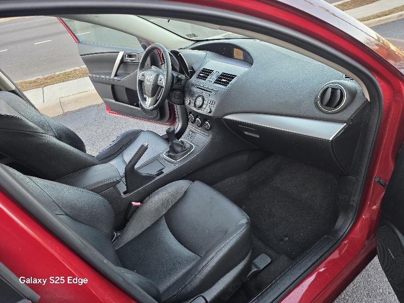 Mazda MAZDA3 s Grand Touring 4-Door 2012