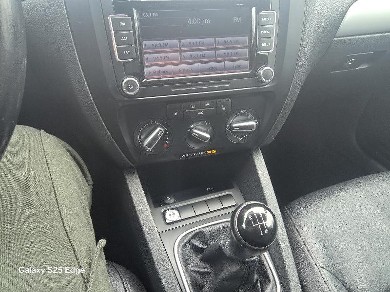 Volkswagen Jetta SE 2014