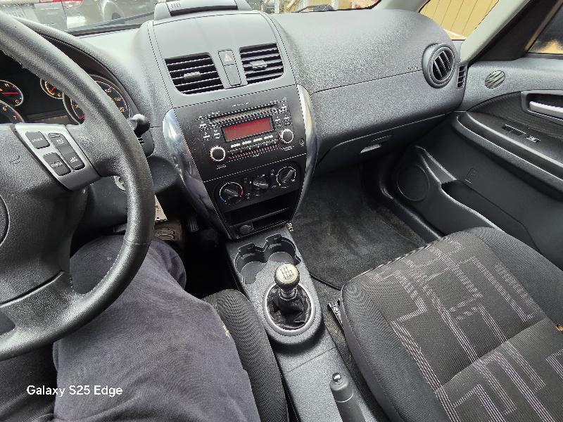 Suzuki SX4 Crossover Premium AWD 2012