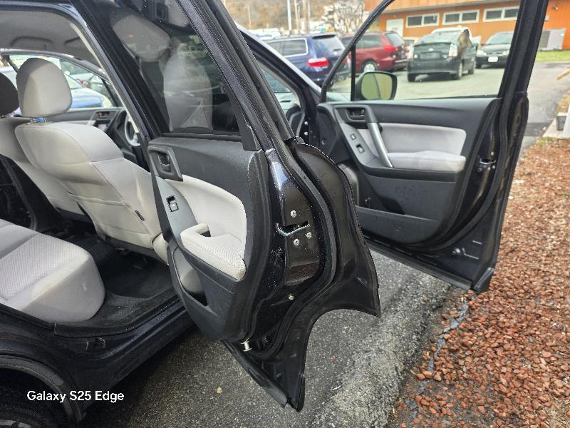 Subaru Forester 2.5i 2014