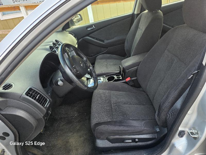 Nissan Altima 2.5 2012